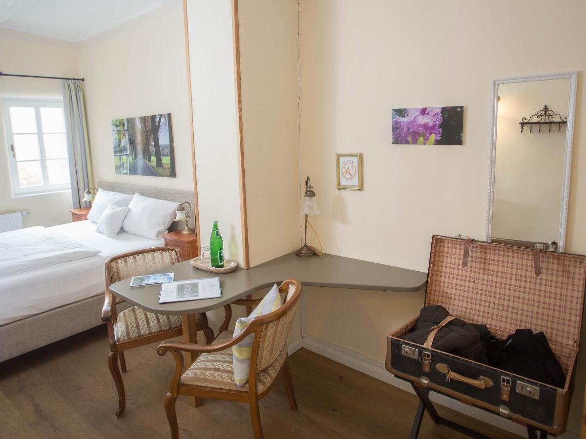 Altstadthotel Treysa シュヴァルムシュタット エクステリア 写真